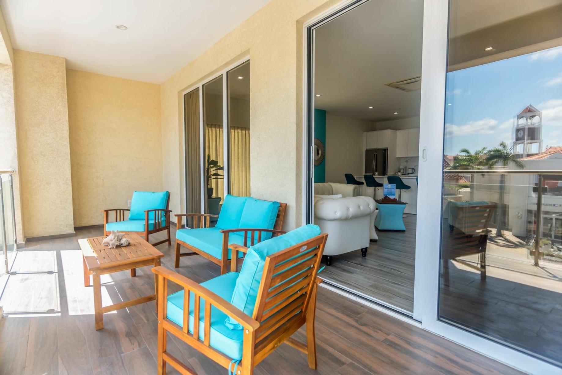 The Cove - Condo Hotel - Palm Beach Strip Luaran gambar